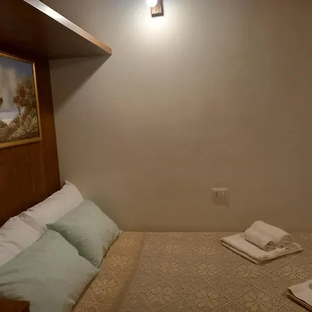 Casetta Santa Venera Сasa de vacaciones